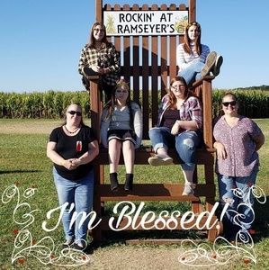 Meet your Posher, April